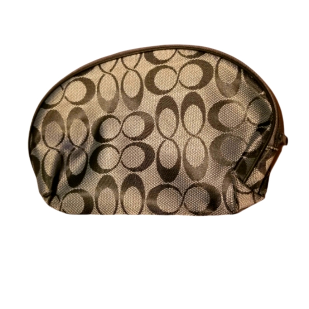 NWOT C Monogram Gray Cosmetics bag 8Wx5.5L